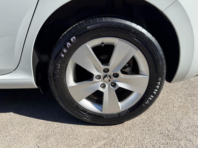 2023 Skoda Scala 1.5 TSI SE 5Dr (AF23UHN) Image 44