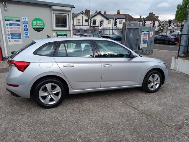 2022 Skoda Scala 1.5 Tsi Se 5Dr (AJ72KPA) Image 8