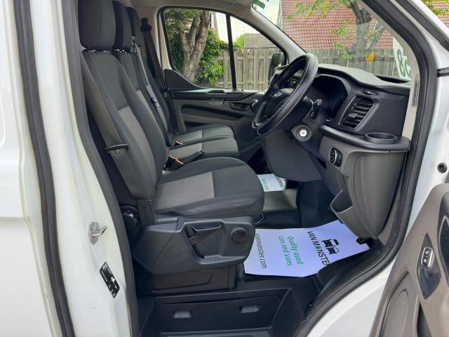 2019 Ford Transit Custom 2.0 Tdci 105Ps Low Roof Van Euro 6 (BC19HZT) Image 12