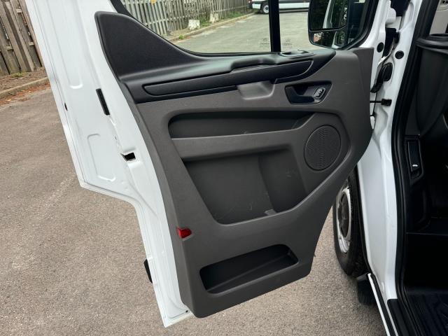 2019 Ford Transit Custom 2.0 TDCI 105PS LOW ROOF EURO 6 VAN (BC19JGF) Image 39