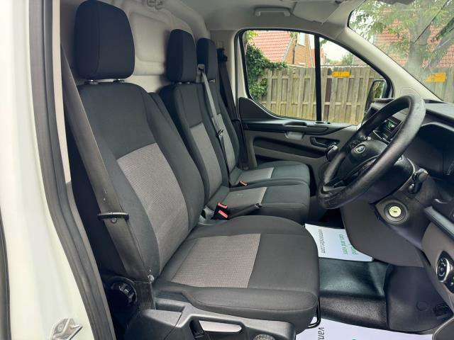 2019 Ford Transit Custom 2.0 TDCI 105PS LOW ROOF EURO 6 VAN (BC19JGF) Image 16