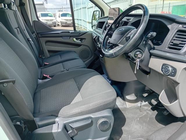 2022 Ford Transit Custom 300 L2 2.0ECOBLUE 130PS LOW ROOF TREND AIR CON (BD22WDR) Image 21