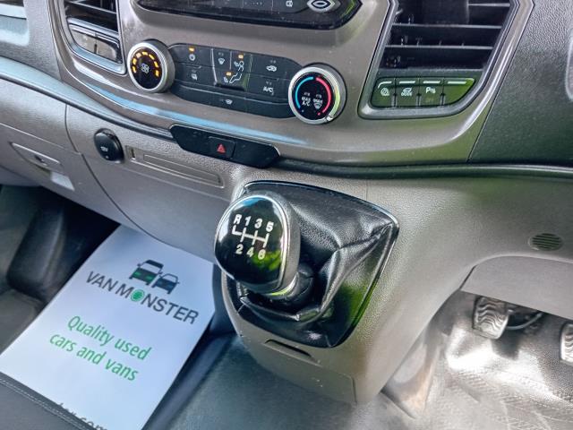 2022 Ford Transit Custom 300 L2 2.0ECOBLUE 130PS LOW ROOF TREND AIR CON (BD22WDR) Image 16