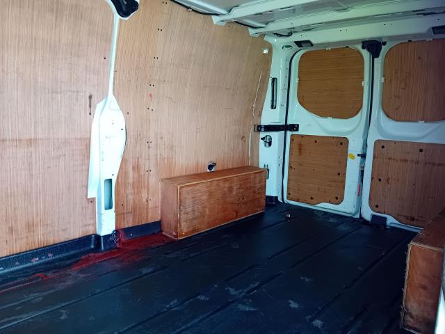 2022 Ford Transit Custom 300 L2 2.0ECOBLUE 130PS LOW ROOF TREND AIR CON (BD22WDR) Image 12