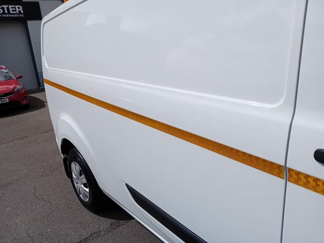 2022 Ford Transit Custom 300 L2 2.0ECOBLUE 130PS LOW ROOF TREND AIR CON (BD22WDR) Image 8