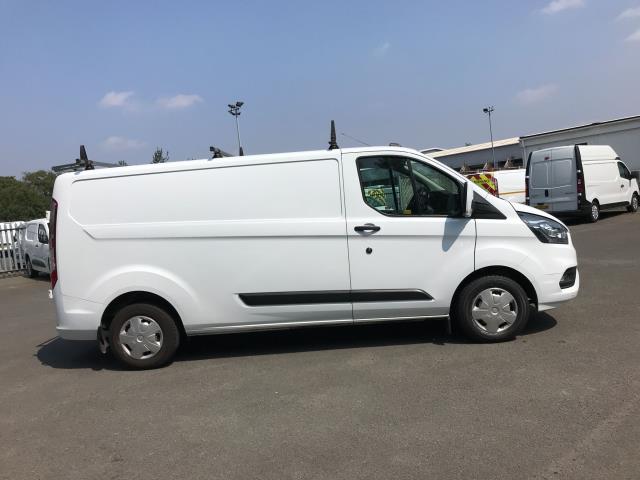 2022 Ford Transit Custom 2.0 Ecoblue 130Ps Low Roof Trend Van (BD22WZT) Image 13