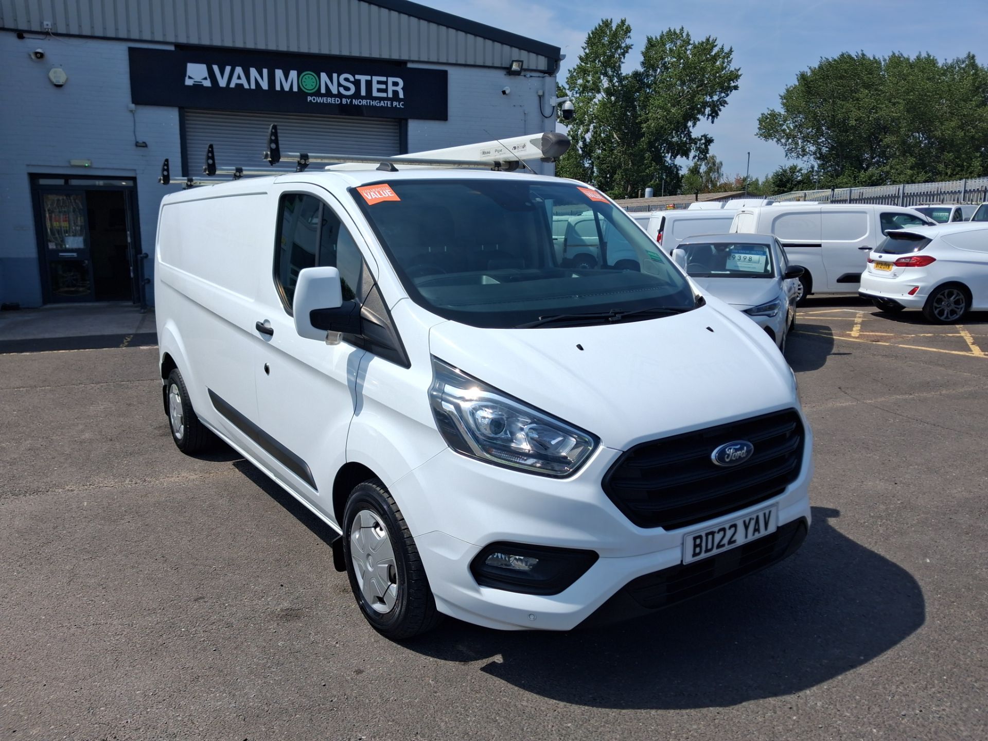 2022 Ford Transit Custom 300 L2  2.0ECOBLUE LOW ROOF TREND 130PS EURO 6 AIR CON (BD22YAV)