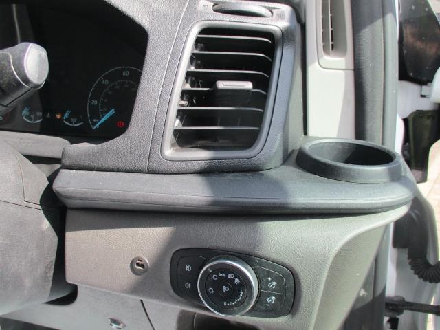 2022 Ford Transit Custom 2.0 Ecoblue 130Ps Low Roof Trend Van (BD22YBJ) Image 19