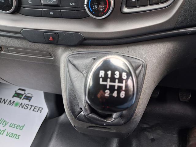 2022 Ford Transit Custom 300 L2  2.0ECOBLUE LOW ROOF TREND 130PS EURO 6 AIR CON (BD22YHL) Image 22