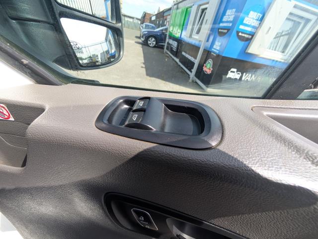 2022 Ford Transit 2.0 Ecoblue 130Ps H3 Trend Van (BG22OVZ) Image 19