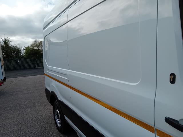 2022 Ford Transit T350  L3 H3 130PS LEADER EURO 6 (BG72SUF) Image 8