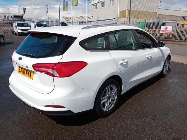 2020 Ford Focus Estate 1.5 Ecoblue 120 Zetec 5Dr (BJ70MYW) Image 4