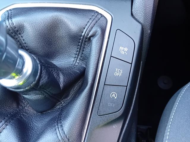 2020 Ford Focus Estate 1.5 Ecoblue 120 Zetec 5Dr (BJ70MYW) Image 32