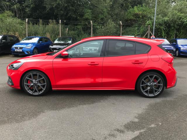 2021 Ford Focus 2.0 Ecoblue 190 St 5Dr (BJ70NMO) Image 17