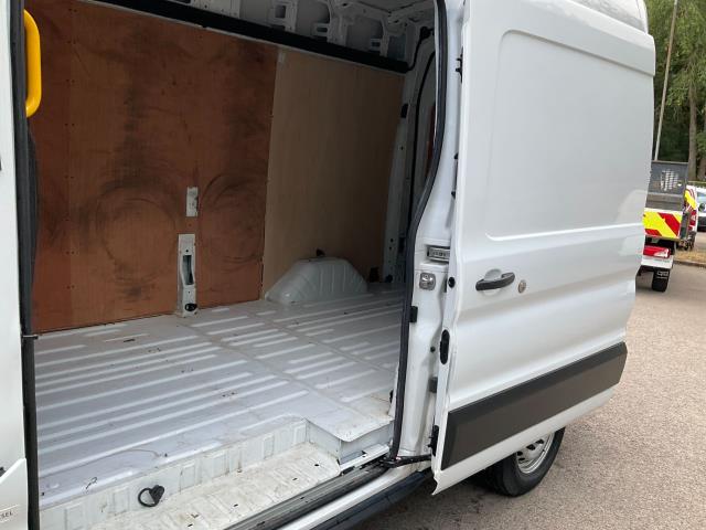 2022 Ford Transit T350 L2 2.0 ECOBLUE H3 LEADER 130PS (BK22TXY) Image 8