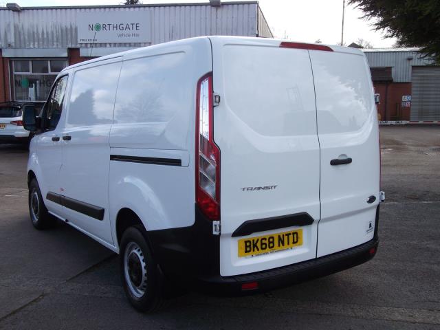 2018 Ford Transit Custom 2.0 Tdci 105Ps Low Roof Van (BK68NTD) Image 5