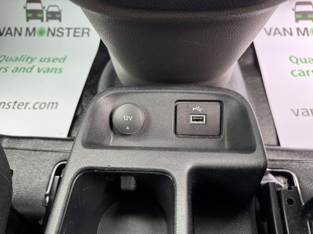 2021 Ford Transit Connect 1.5 Ecoblue 75Ps Leader Van (BK71PZB) Image 33