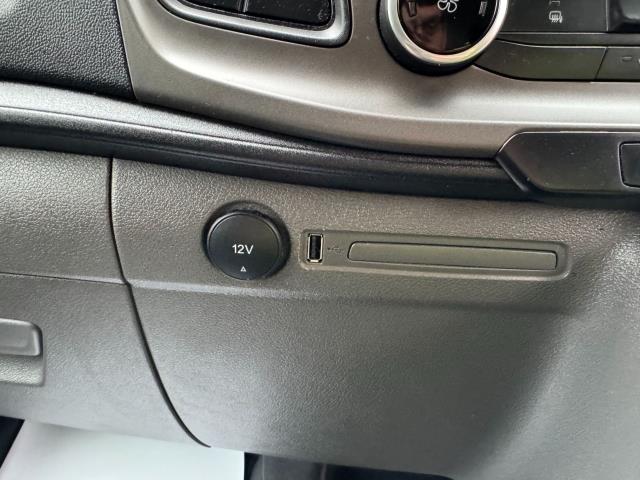 2022 Ford Transit Custom L2 2.0 Ecoblue 130Ps Low Roof Trend Van EURO 6 (BK72FZS) Image 33