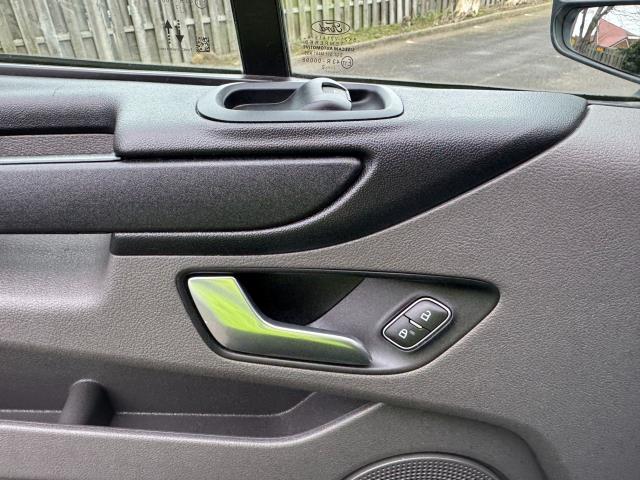 2022 Ford Transit Custom L2 2.0 Ecoblue 130Ps Low Roof Trend Van EURO 6 (BK72FZS) Image 44