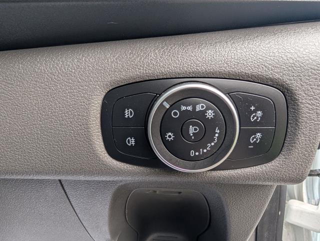 2022 Ford Transit Custom 2.0 Ecoblue 130Ps Low Roof Trend Van (BK72GAO) Image 19