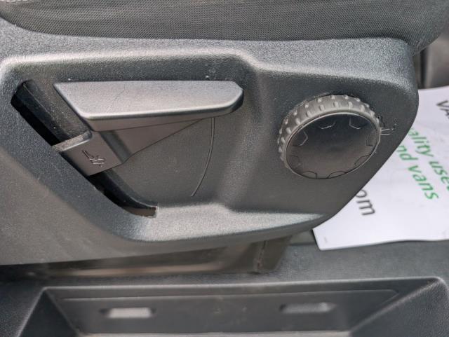 2022 Ford Transit Custom 2.0 Ecoblue 130Ps Low Roof Trend Van (BK72GAO) Image 31