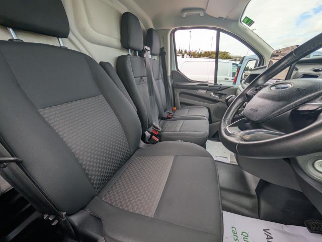 2022 Ford Transit Custom 2.0 Ecoblue 130Ps Low Roof Trend Van (BK72GAO) Image 15