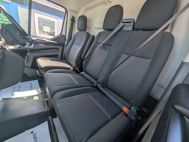 2022 Ford Transit Custom 2.0 Ecoblue 130Ps Low Roof Trend Van (BL22BLF) Image 14