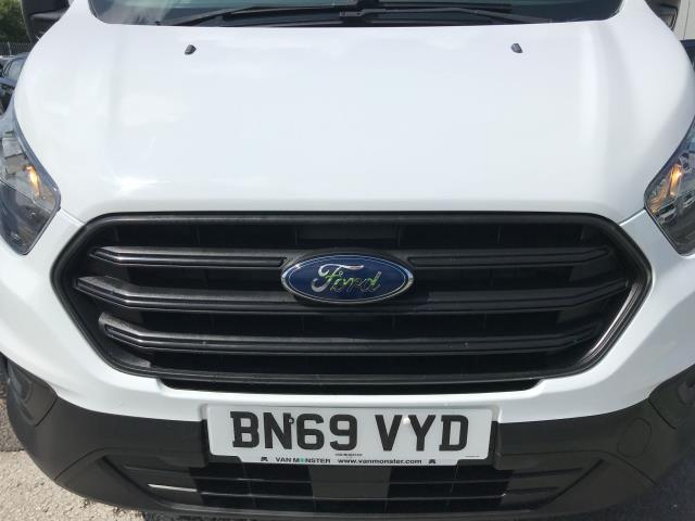 2019 Ford Transit Custom 300 L1 2.0TDCI ECOBLUE 105PS LOW ROOF EURO 6 (BN69VYD) Image 43