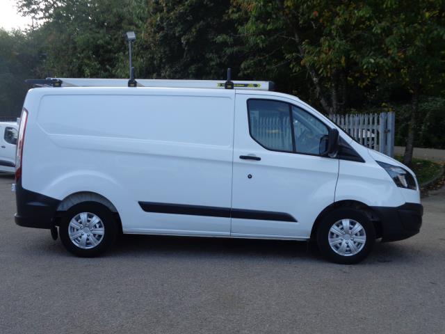 2018 Ford Transit Custom 2.0 Tdci 105Ps Low Roof Van (BP67HJE) Image 14