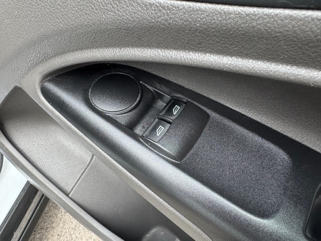 2021 Ford Transit Connect 1.5 Ecoblue 75Ps Leader Van EURO 6 (BT21OYU) Image 19