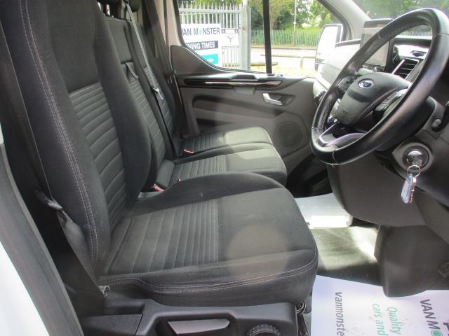 2021 Ford Transit Custom 300 L1 FWD 2.0 ECOBLUE 130PS LOW ROOF LIMITED (BT21PCO) Image 12