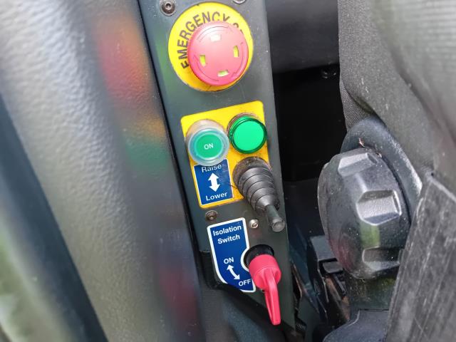 2021 Ford Transit T350 DOUBLE CAB TIPPER 130PS EURO 6 (BT21YOA) Image 24