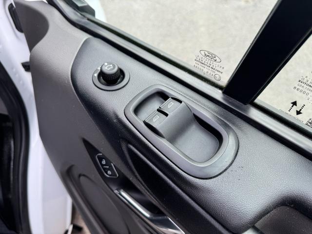 2022 Ford Transit Custom L2 2.0 Ecoblue 130Ps Low Roof Trend Van (BT22DXX) Image 19