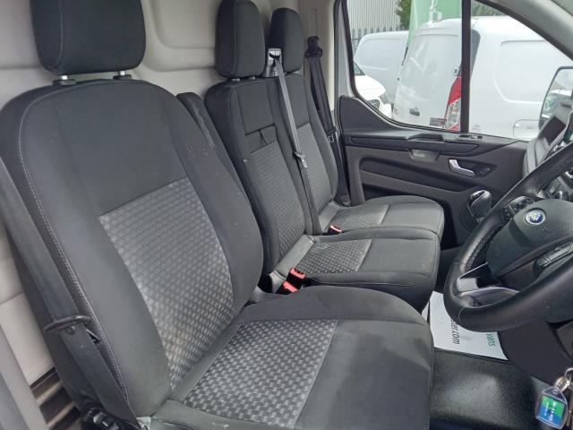 2022 Ford Transit Custom 2.0 Ecoblue 130Ps Low Roof Trend Van (BT22WCL) Image 21
