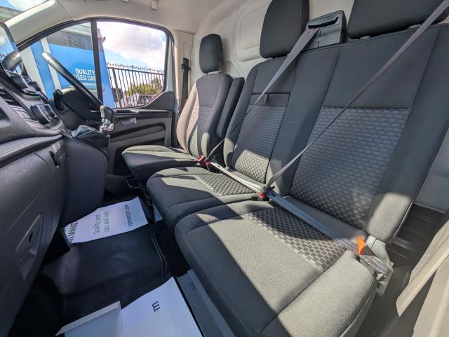 2022 Ford Transit Custom 2.0 Ecoblue 130Ps Low Roof Trend Van (BT22YYL) Image 14