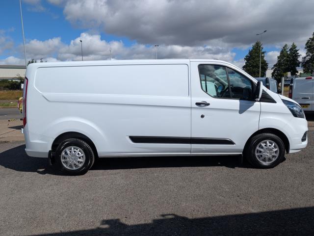 2022 Ford Transit Custom 2.0 Ecoblue 130Ps Low Roof Trend Van (BT22YYL) Image 13