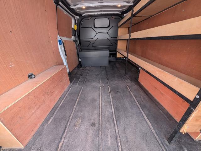 2022 Ford Transit Custom 2.0 Ecoblue 130Ps Low Roof Trend Van (BX22VXD) Image 14