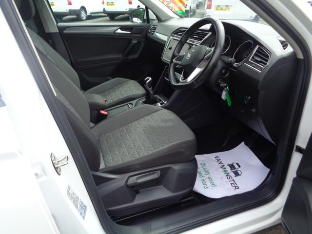 2022 Volkswagen Tiguan 1.5 Tsi 150 Life 5Dr (CE72FWV) Image 19