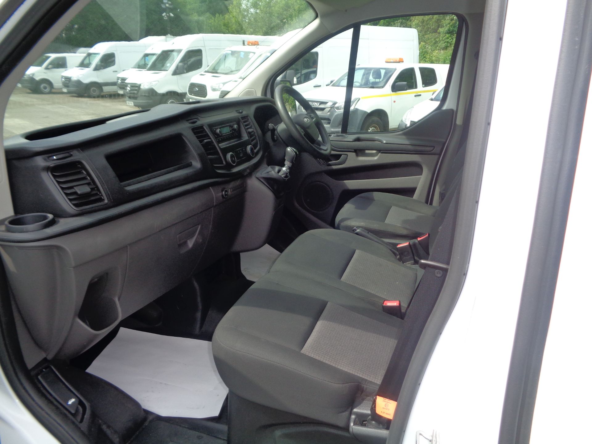 2019 Ford Transit Custom 2.0 Tdci 105Ps Low Roof Van (CP19EWZ) Image 13