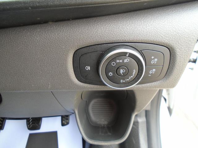 2020 Ford Transit Custom 2.0 Ecoblue 130Ps Low Roof Leader Van (CX70YHS) Image 23