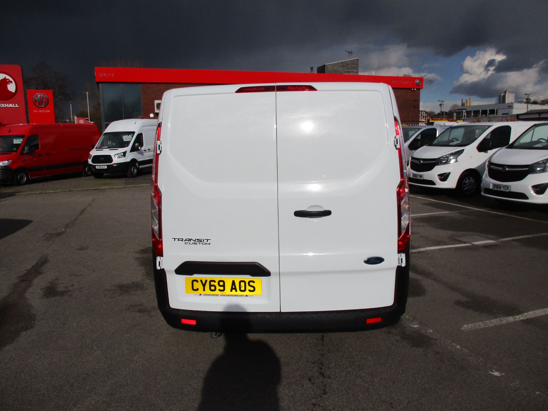 2019 Ford Transit Custom 280 L1 FWD 2.0 ECOBLUE 105PS LOW ROOF LEADER (CY69AOS) Image 4