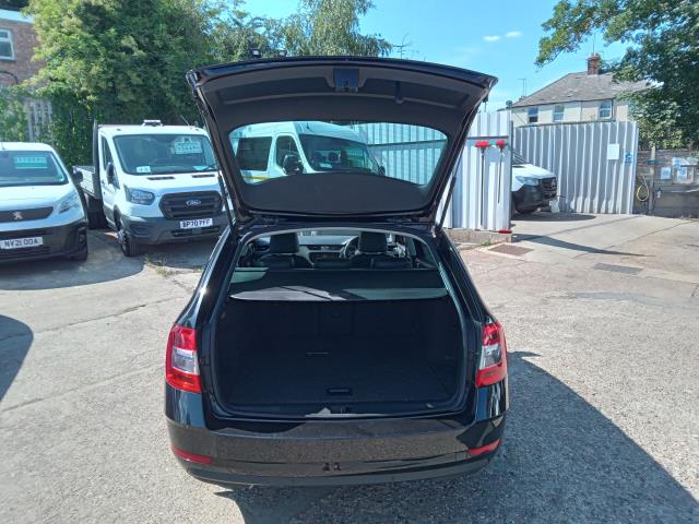 2018 Skoda Octavia 1.6 Tdi Cr Se L 5Dr (DK18TVL) Image 11