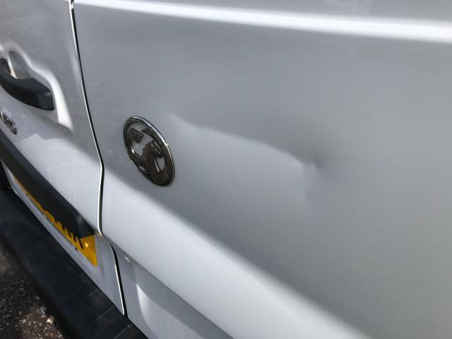 2019 Vauxhall Vivaro 2900 1.6Cdti 120Ps L2H1 Van Euro 6 Restricted to 68MPH (DL19TKK) Thumbnail 17