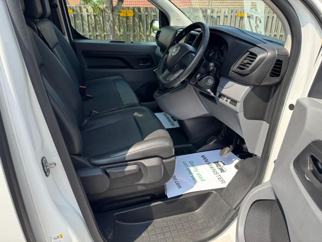 2021 Vauxhall Vivaro 2900 1.5D 100Ps Dynamic L2 H1 Van (DL21YXP) Image 13