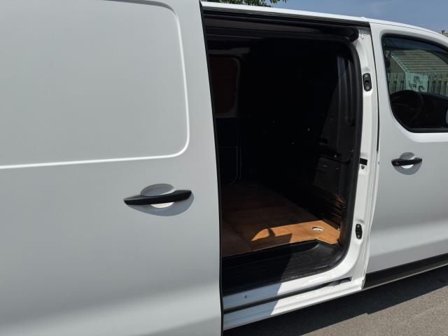 2021 Vauxhall Vivaro 2900 1.5D 100Ps Dynamic L2 H1 Van (DL21YXP) Image 44