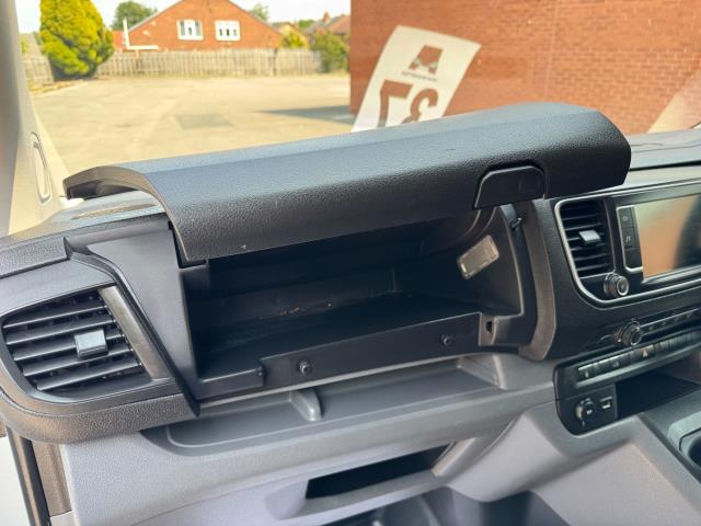 2021 Vauxhall Vivaro 2900 1.5D 100Ps Dynamic L2 H1 Van (DL21YXP) Image 39