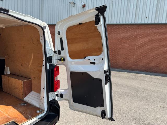 2021 Vauxhall Vivaro 2900 1.5D 100Ps Dynamic L2 H1 Van (DL21YXP) Image 55