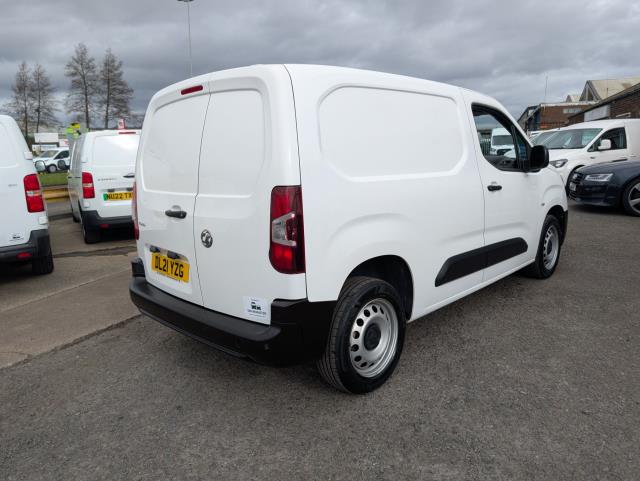2021 Vauxhall Combo Cargo 2300 1.5 Turbo D 100Ps H1 Dynamic Van (DL21YZG) Image 13