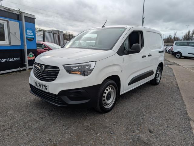 2021 Vauxhall Combo Cargo 2300 1.5 Turbo D 100Ps H1 Dynamic Van (DL21YZG) Image 4