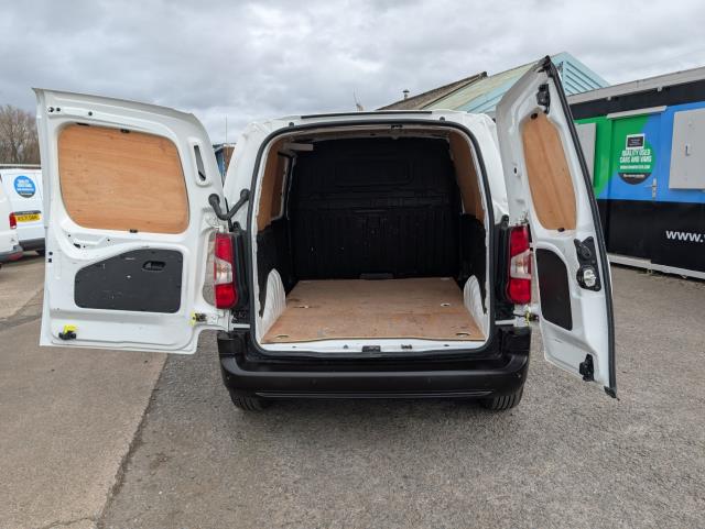2021 Vauxhall Combo Cargo 2300 1.5 Turbo D 100Ps H1 Dynamic Van (DL21YZG) Image 11